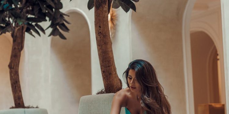 Luxury Fashion Trends for the Modern Woman