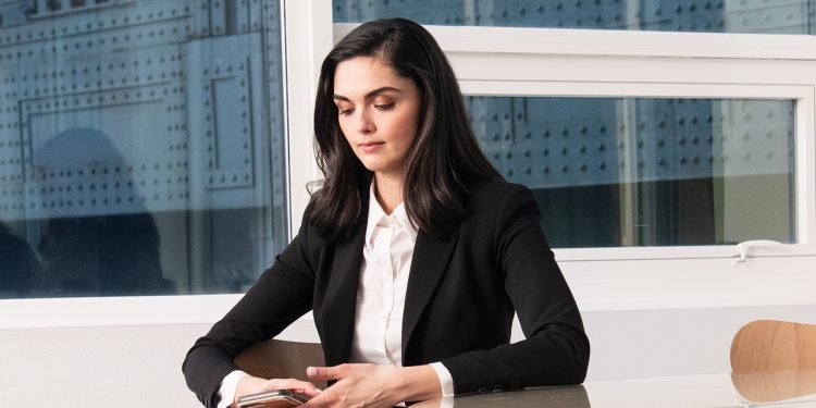 woman, blazer, texting, business, professional, phone, forma, office, blazer, blazer, blazer, blazer, blazer