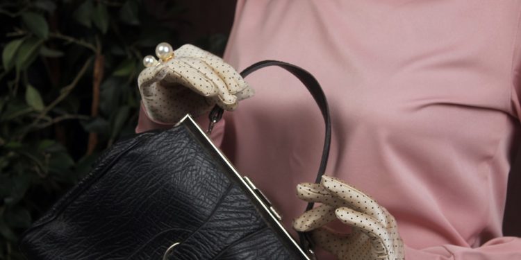 handbag, gloves, retro, vintage, hold the bag, ladies handbag, hands, 50s, close-up, handbag, handbag, handbag, handbag, handbag